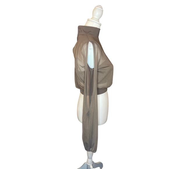 Balera PerformanceSpliced Sleeve Crop Top Brown Size Medium - Picture 2 of 9